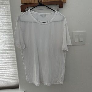 Women’s white Cotton Citizen Tshirt -L